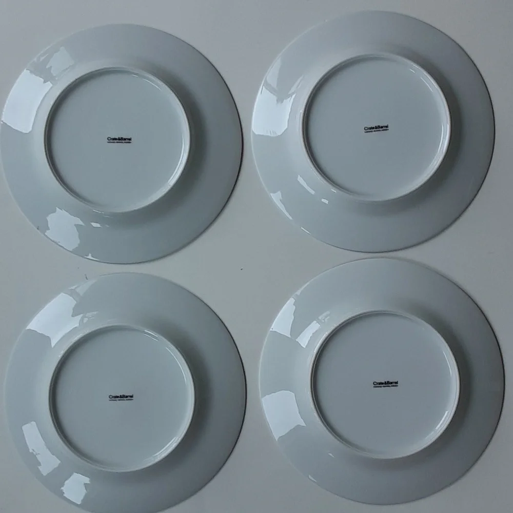 Crate & Barrel Berries Salad Plates 8